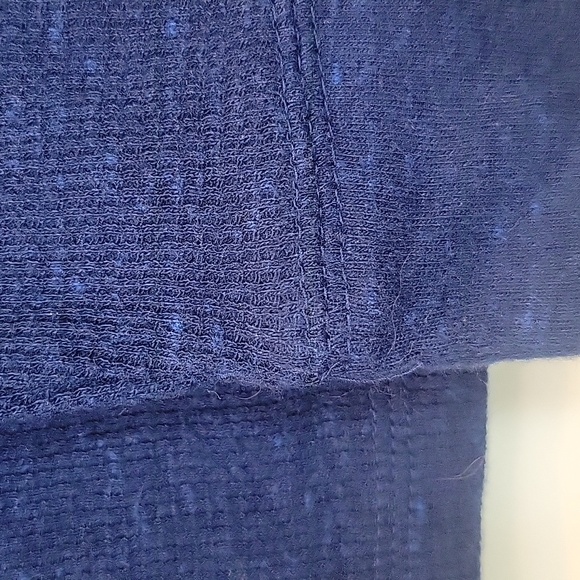 Urban PIpeline Boy's Deep Blue Thermal Crewneck Tee Long Sleeve LARGE - Picture 2 of 5